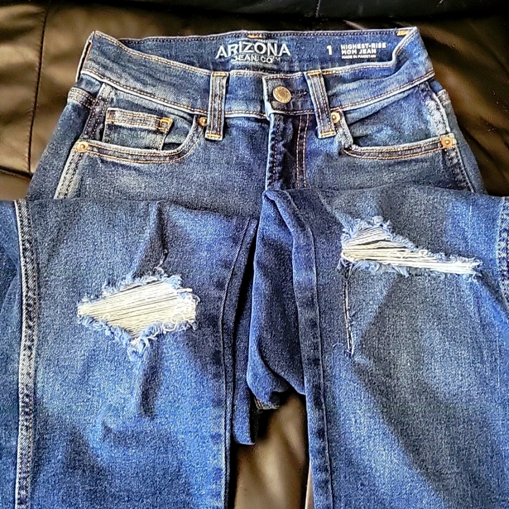 Arizona Mom Jeans
